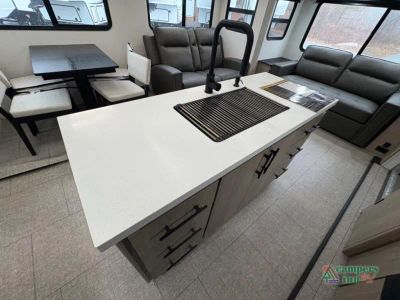 2027 Grand Design Imagine — photo 28 view