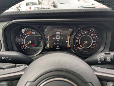 2026 Jeep Wrangler - Photo 27