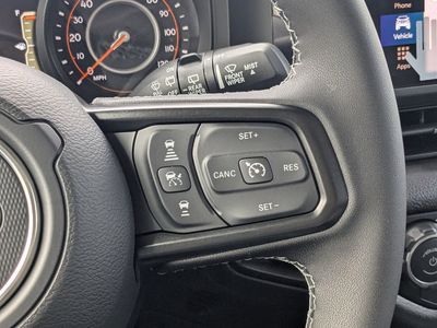 2026 Jeep Wrangler - Photo 24