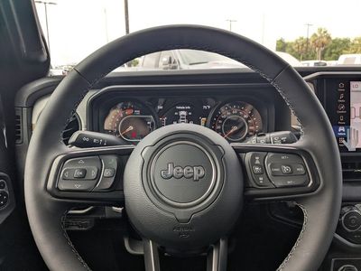 2026 Jeep Wrangler - Photo 22