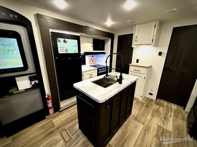2025 Venture RV SportTrek - Photo 12