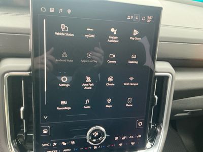 2026 GMC Yukon XL — photo 12 view