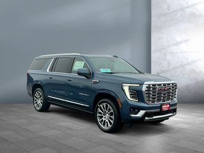 2026 GMC Yukon XL — photo 8 view
