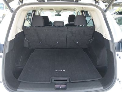 2025 Nissan Rogue — photo 11 view
