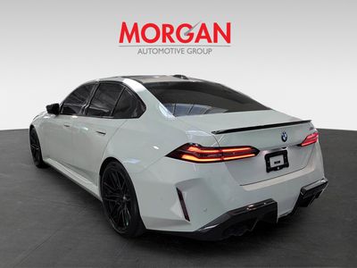 2025 BMW M5 - Photo 3