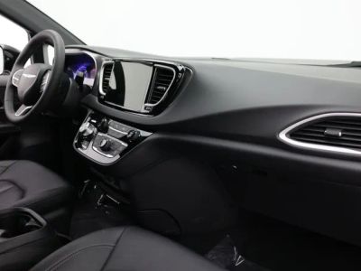 2026 Chrysler Pacifica — photo 38 view
