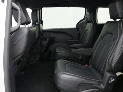 2026 Chrysler Pacifica — photo 25 view