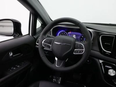 2026 Chrysler Pacifica — photo 29 view