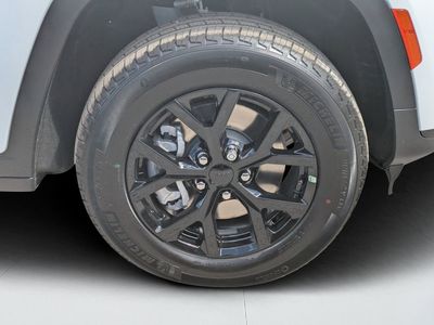 2025 Jeep Grand Cherokee L - Photo 9