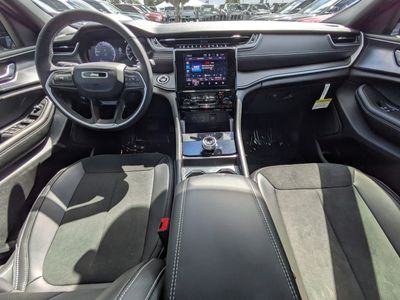 2025 Jeep Grand Cherokee L - Photo 13