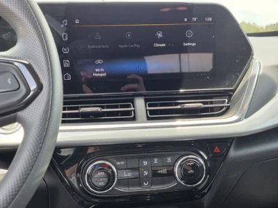 2025 Chevrolet Trax - Photo 9
