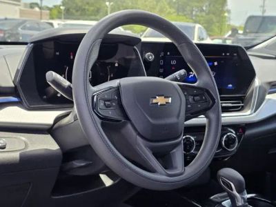 2025 Chevrolet Trax - Photo 23