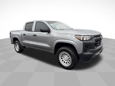 2024 Chevrolet Colorado - Photo 2