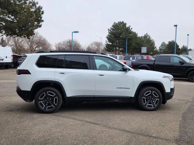 2026 Jeep Cherokee — side profile view