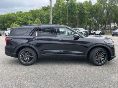 2026 Ford Explorer — side profile view