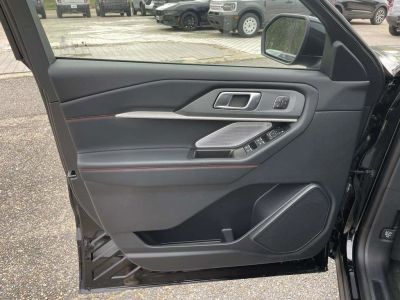 2026 Ford Explorer — photo 15 view