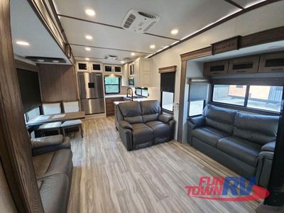 2023 Alliance RV Paradigm — photo 20 view