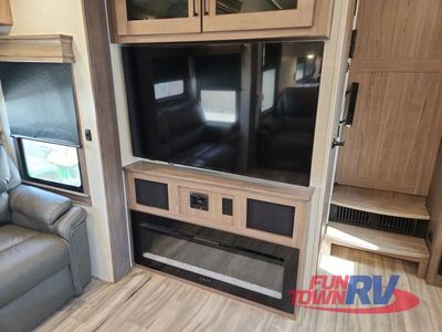 2023 Alliance RV Paradigm — photo 35 view
