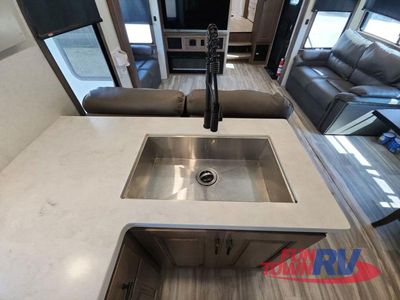 2023 Alliance RV Paradigm — photo 22 view
