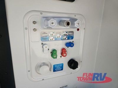 2023 Alliance RV Paradigm — photo 9 view