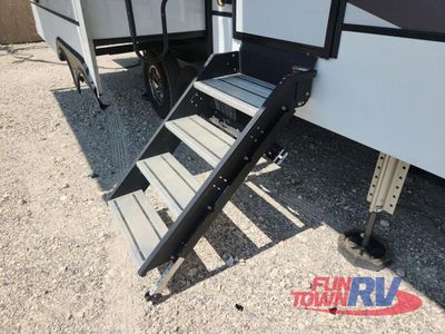 2023 Alliance RV Paradigm — photo 13 view