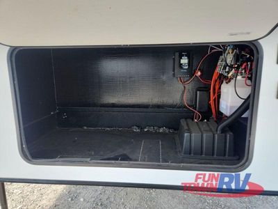 2023 Alliance RV Paradigm — photo 7 view