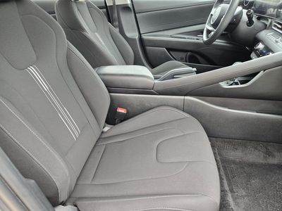 2024 Hyundai Elantra - Photo 9