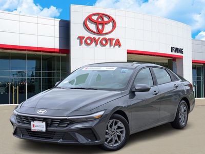 2024 Hyundai Elantra - Photo 1