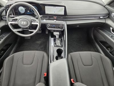 2024 Hyundai Elantra - Photo 19