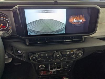 2026 Jeep Wrangler - Photo 22