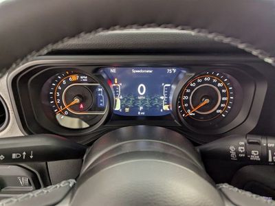 2026 Jeep Wrangler - Photo 21