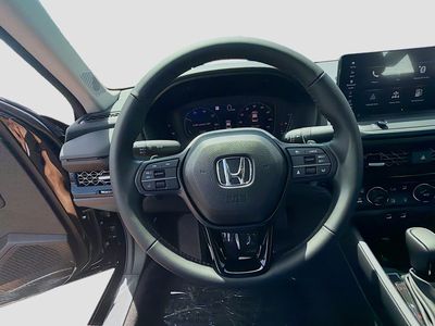 2026 Honda Accord Hybrid - Photo 10