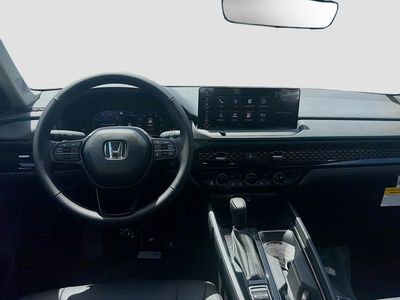 2026 Honda Accord Hybrid - Photo 17