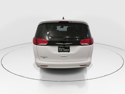 2023 Chrysler Voyager - Photo 6