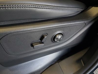 2026 Ram 1500 — photo 18 view