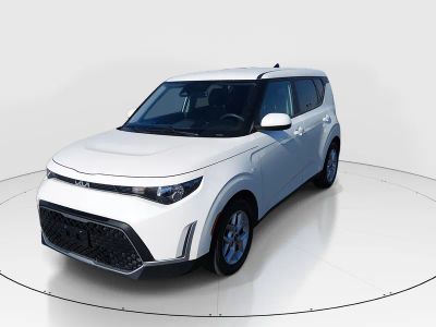 2023 Kia Soul - Photo 3