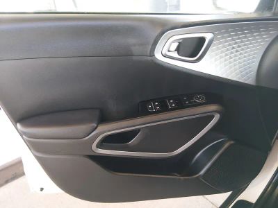 2023 Kia Soul - Photo 21