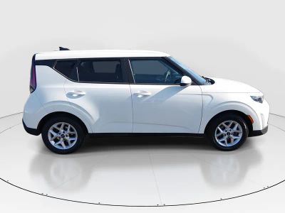 2023 Kia Soul - Photo 8