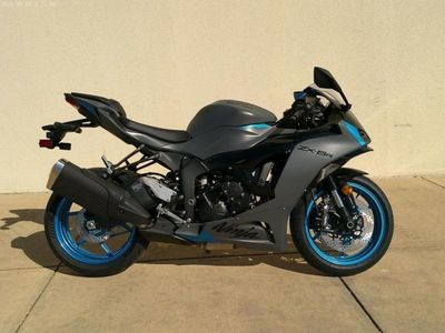 2026 Kawasaki Ninja ZX-6R - Photo 6