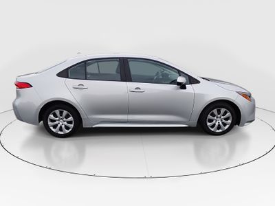 2024 Toyota Corolla — photo 8 view