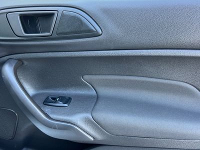 2019 Ford Fiesta - Photo 18