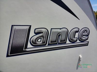 2017 Lance Lance Travel Trailers - Photo 9