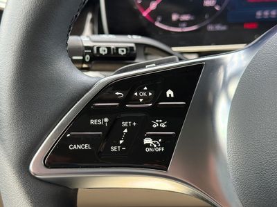 2026 Mercedes-Benz GLC — photo 21 view