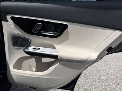2026 Mercedes-Benz GLC — photo 32 view