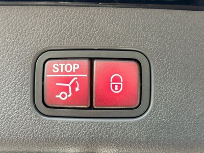 2026 Mercedes-Benz GLC — photo 31 view