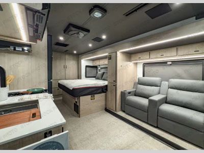 2026 Grand Design Lineage Series M - Photo 6