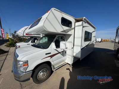 2013 Coachmen RV Freelander - Photo 3