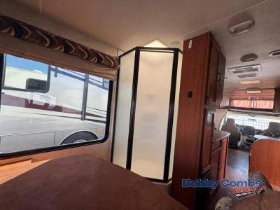 2013 Coachmen RV Freelander - Photo 16