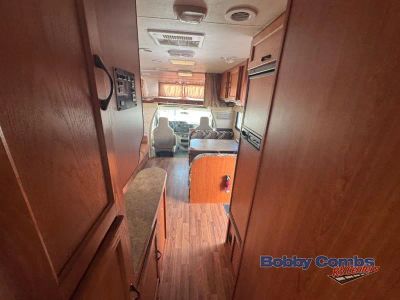 2013 Coachmen RV Freelander - Photo 20