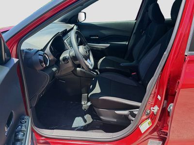 2020 Nissan Kicks - Photo 17